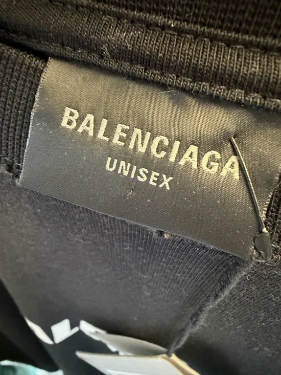 Balenciaga Boxy Logo L/S T-shirt - Picture 2 of 3